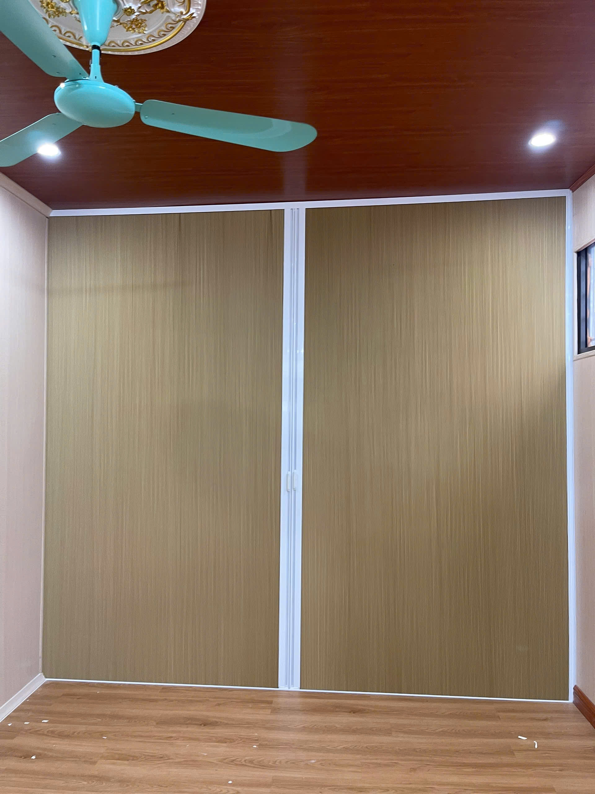 miễn phí vận chuyển lắp đặt rèm tổ ong tại long biên