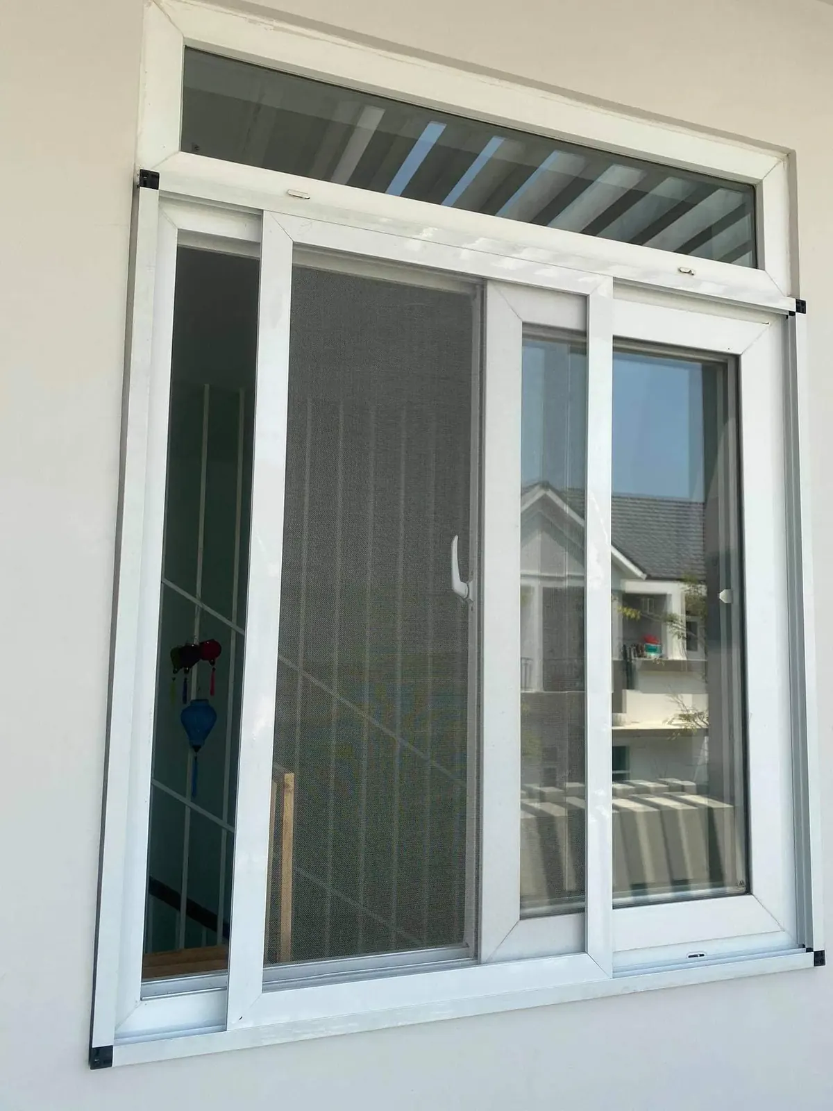Rèm tổ ong và cửa lưới chống muỗi do Rèm tổ ong Đại Phát thi công