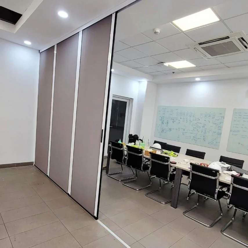 Khung nhôm sơn tĩnh điện siêu bền của rèm tổ ong