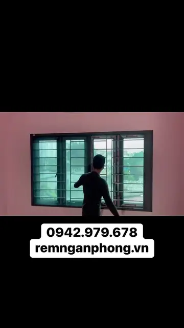 Khung hình video: Cửa lưới chống muỗi kết hợp rèm tổ ong