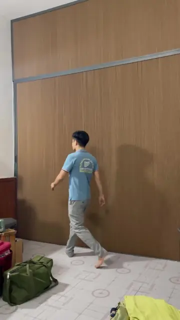 vách ngăn rèm tổ ong xếp gọn 1 cánh nhẹ nhàng tiện lợi